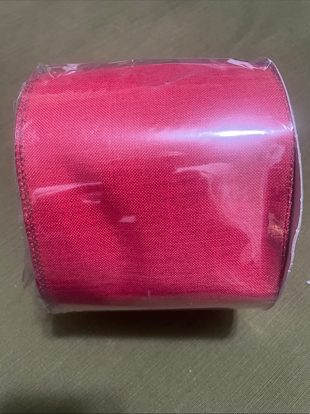Red Ribbon Roll